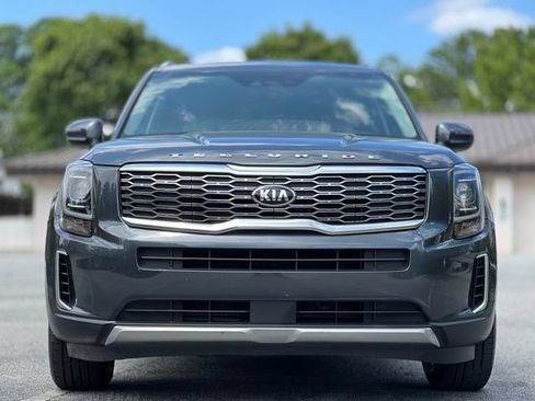 Used 2020 Kia Telluride EX FWD image 2