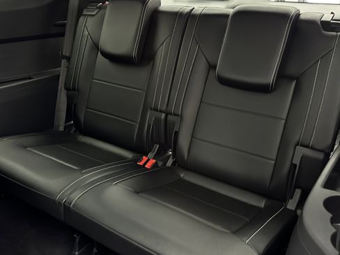 Used 2021 Volkswagen Atlas SE w/ Panoramic Sunroof Package image 27