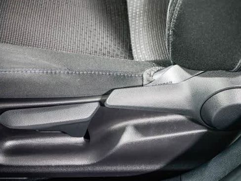 Certified 2021 Toyota Prius L Eco image 19