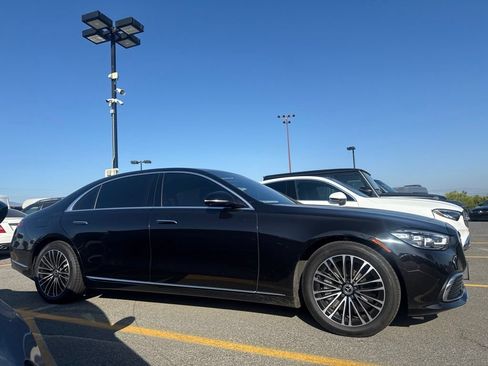 Used 2023 Mercedes-Benz S 580e 4MATIC Sedan image 4
