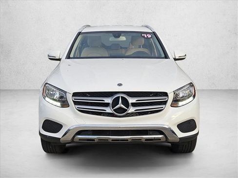 Certified 2019 Mercedes-Benz GLC 300 image 2
