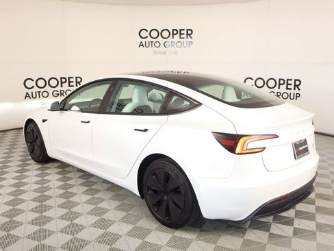 Used 2025 Tesla Model 3 Long Range image 21