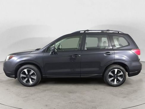 Used 2017 Subaru Forester 2.5i w/ Alloy Wheel Package AWD/4WD image 2