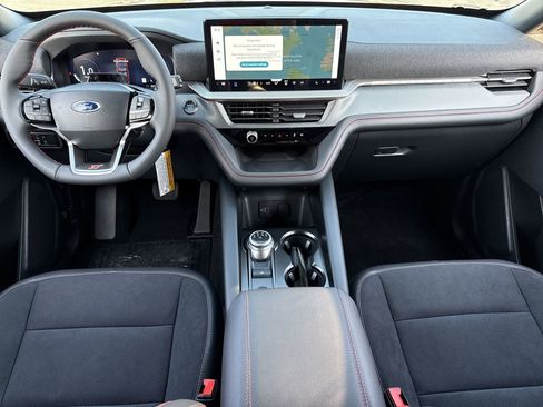 New 2026 Ford Explorer ST RWD image 2