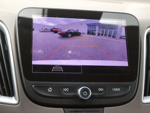 Used 2024 Chevrolet Malibu LS FWD image 24