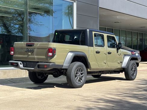 New 2026 Jeep Gladiator Sport image 3