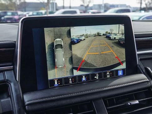 Used 2024 Chevrolet Tahoe High Country w/ Premium Package image 22