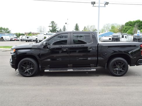 Used 2024 Chevrolet Silverado 1500 RST w/ Convenience Package II AWD/4WD image 5