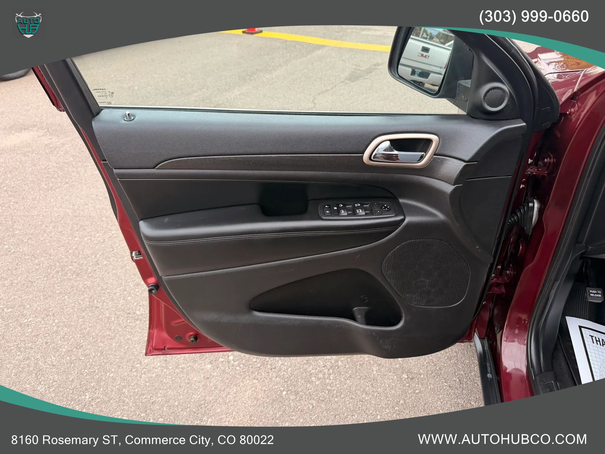 Used 2017 Jeep Grand Cherokee Laredo w/ Quick Order Package 23E AWD/4WD image 29