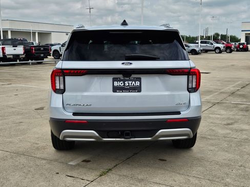 Used 2026 Ford Explorer Platinum w/ LUX Leather Package AWD/4WD image 6