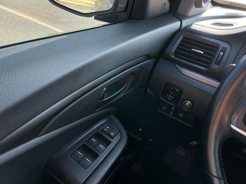 Certified 2025 Honda Ridgeline Sport+ image 23