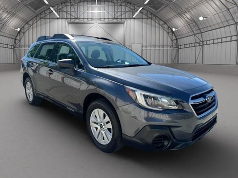 Used 2018 Subaru Outback 2.5i AWD/4WD image 8