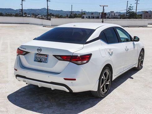 Used 2025 Nissan Sentra SV FWD image 6