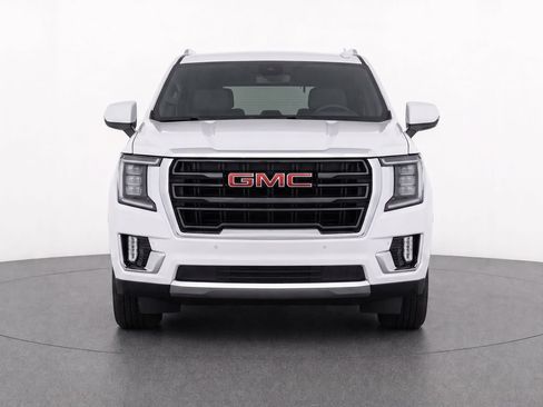 Used 2024 GMC Yukon SLT w/ Max Trailering Package AWD/4WD image 8