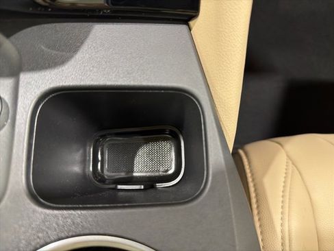 Certified 2023 Acura MDX SH-AWD image 43