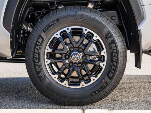 New 2026 Toyota Tundra SR5 image 17