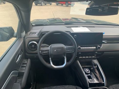 New 2026 Chevrolet Colorado Z71 image 11