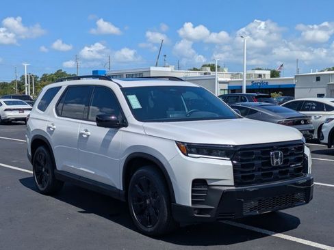 New 2026 Honda Pilot Black Edition image 7
