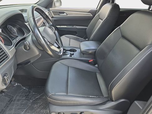 Used 2020 Volkswagen Atlas Cross Sport SE AWD/4WD image 18