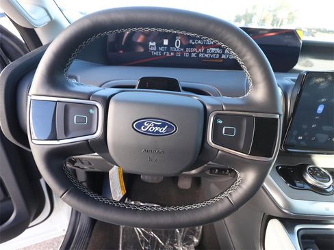 New 2026 Ford Expedition Platinum w/ Driver's Package image 20