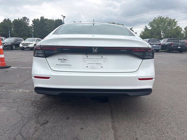 Used 2023 Honda Accord LX image 7