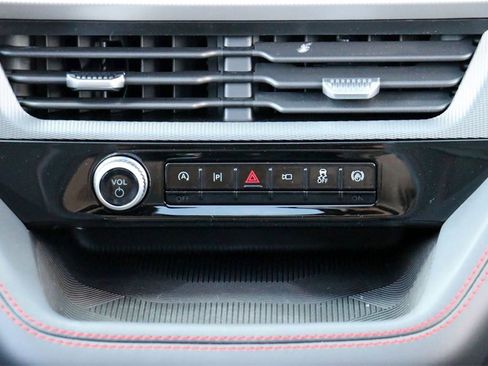 New 2026 Ford Explorer ST-Line w/ ST-Line Street Pack image 28