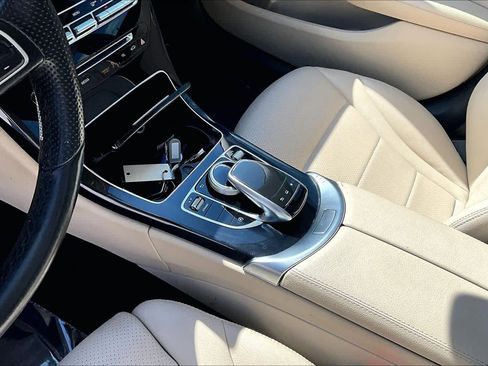 Used 2016 Mercedes-Benz C 300 Sedan image 15