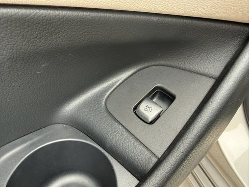 Used 2022 Mercedes-Benz E 350 4MATIC Sedan image 30