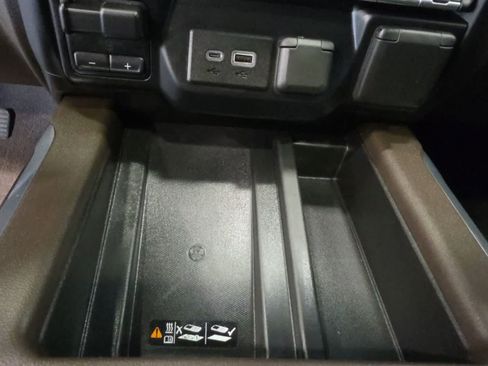 Used 2019 GMC Sierra 1500 Denali w/ Denali Ultimate Package AWD/4WD image 28