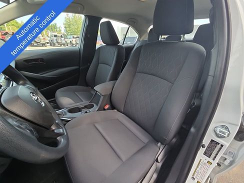 Used 2024 Toyota Corolla LE image 10