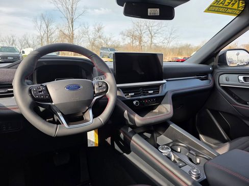 New 2026 Ford Explorer ST-Line AWD/4WD image 37