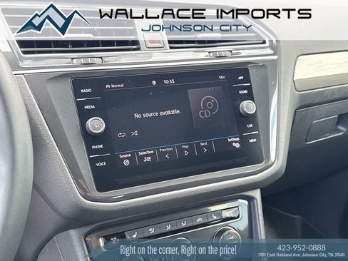 Used 2020 Volkswagen Tiguan SE w/ Panoramic Sunroof Package AWD/4WD image 25