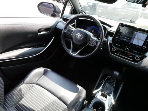 Used 2020 Toyota Corolla XSE FWD image 9