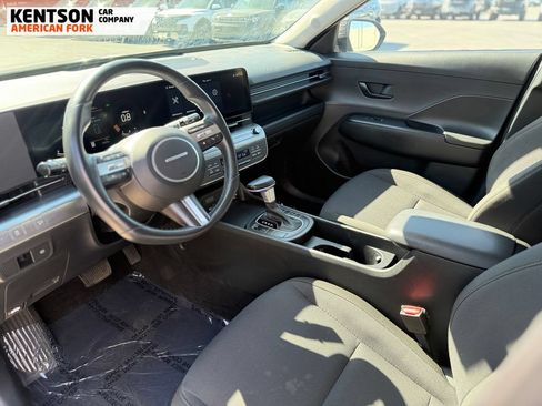 Used 2025 Hyundai Kona SEL AWD/4WD image 25