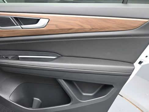 New 2026 Volkswagen Atlas SE FWD image 26