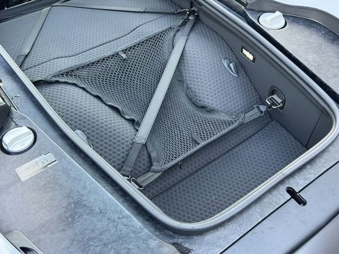 Used 2023 McLaren GT image 31