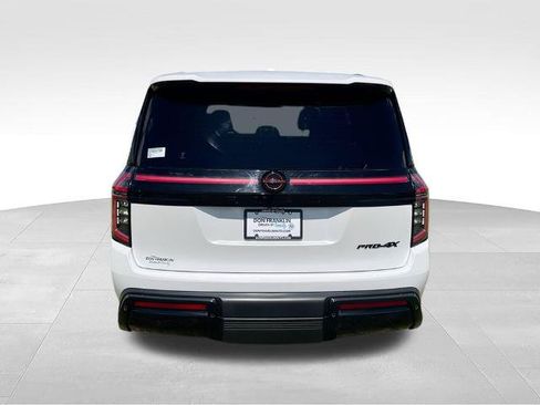 Certified 2025 Nissan Armada PRO-4X AWD/4WD image 7