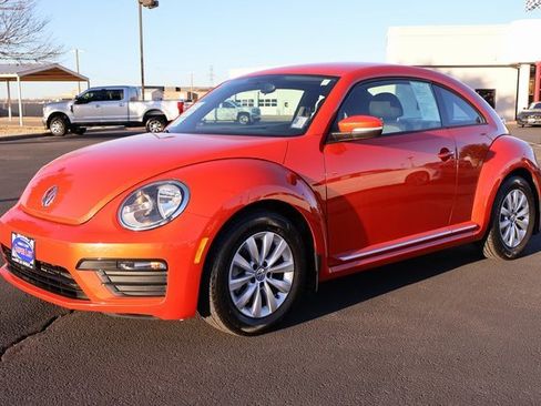 Used 2019 Volkswagen Beetle 2.0T S image 6