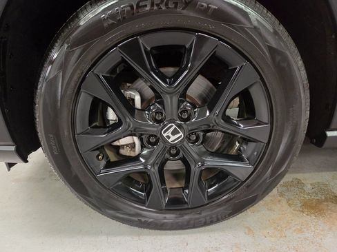 Used 2024 Honda HR-V Sport image 13