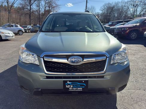 Used 2015 Subaru Forester 2.5i Premium AWD/4WD image 2