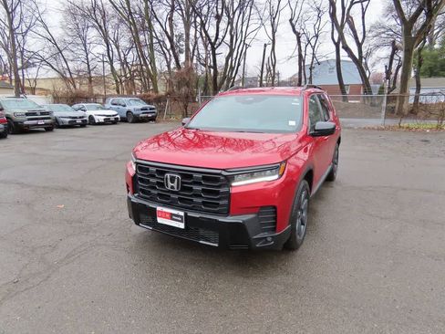 New 2026 Honda Pilot Sport image 1