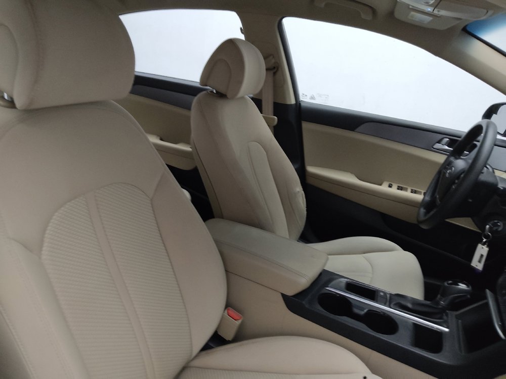 Used 2017 Hyundai Sonata SE FWD image 21