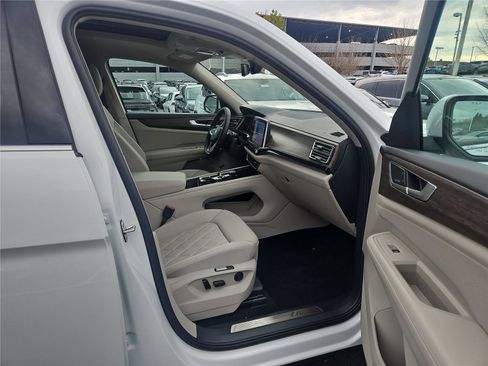 New 2026 Volkswagen Atlas SEL Premium R-Line image 29