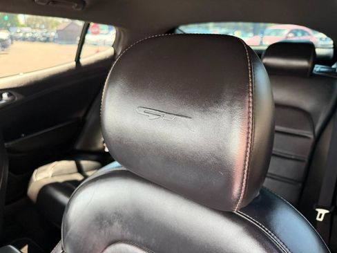 Used 2018 Kia Stinger GT2 image 27