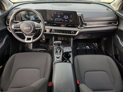Used 2024 Kia Sportage LX image 25