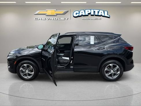 Used 2024 Chevrolet Blazer LT FWD image 9