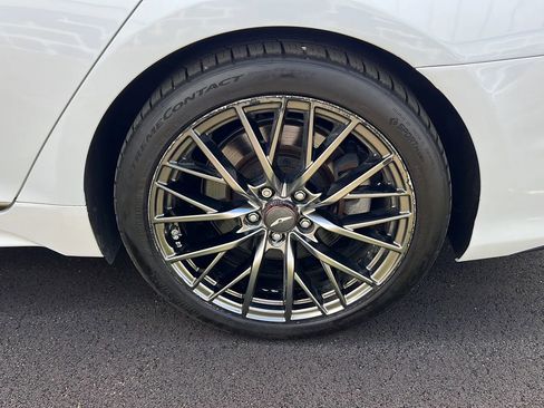 Used 2018 Genesis G80 3.3T Sport image 32