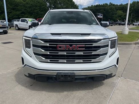 Used 2024 GMC Sierra 1500 SLE image 13