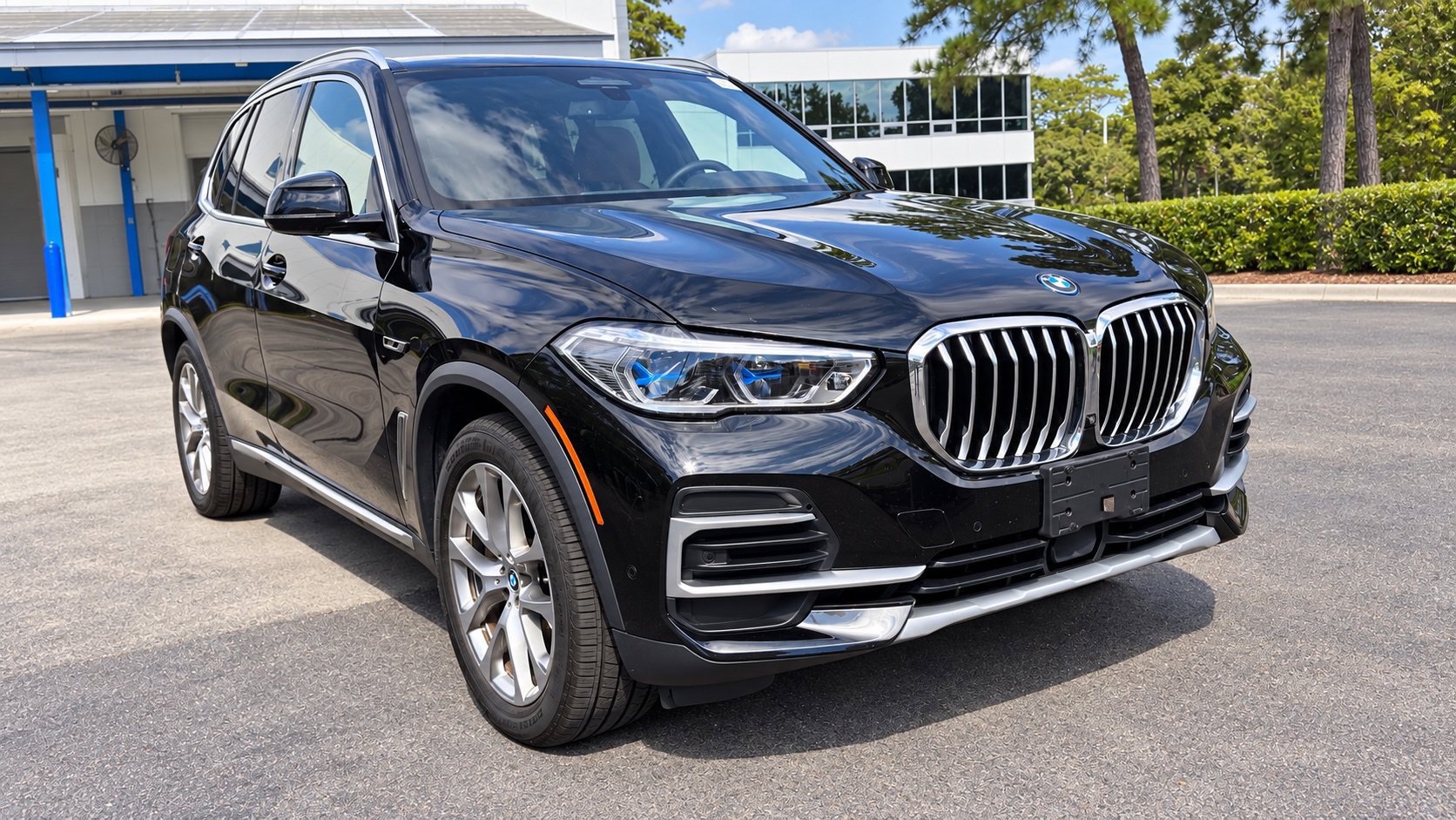 Used 2023 BMW X5 xDrive45e w/ Executive Package AWD/4WD image 1