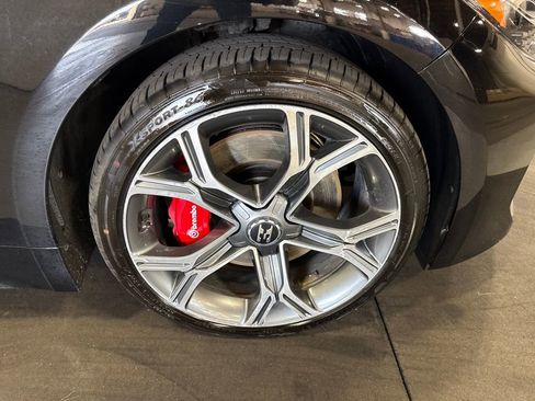 Used 2020 Kia Stinger GT2 image 9